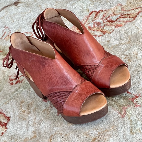 Free People Revolver Clog - Picture 8 of 10